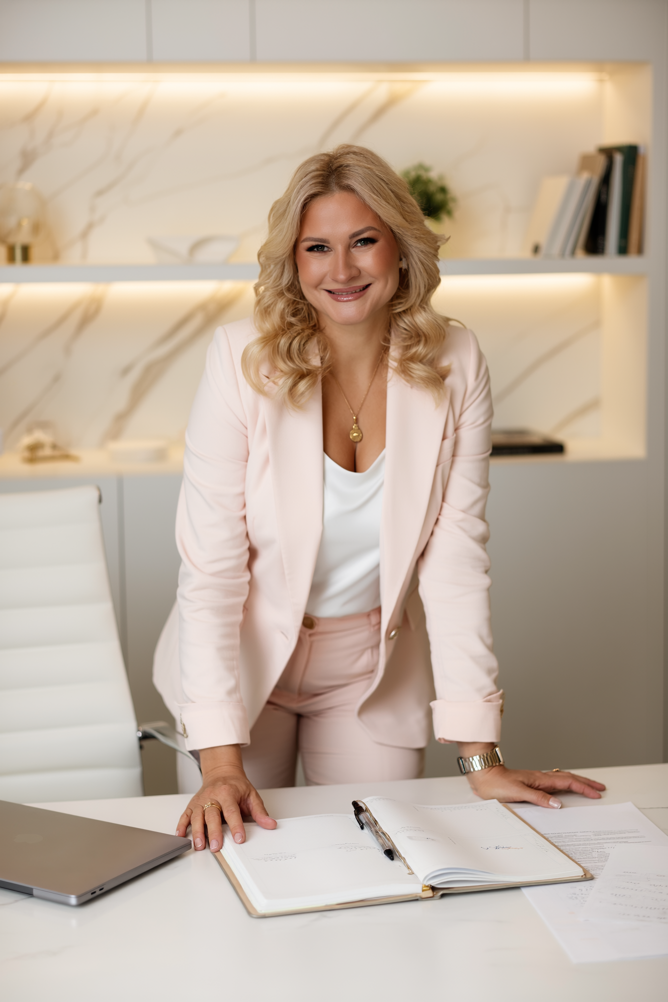 Ирина Розалес